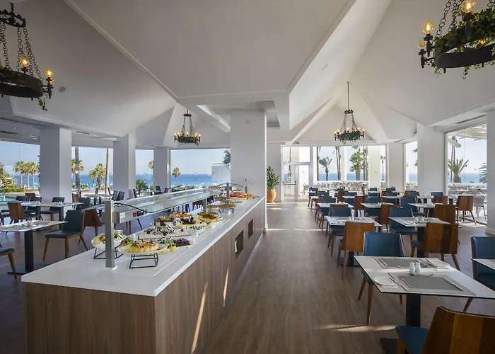 Leonardo Plaza Cypria Maris & (adults Only) 4* Geroskipou