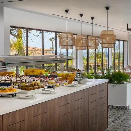 Leonardo Plaza Cypria Maris & (adults Only) 4* Geroskipou