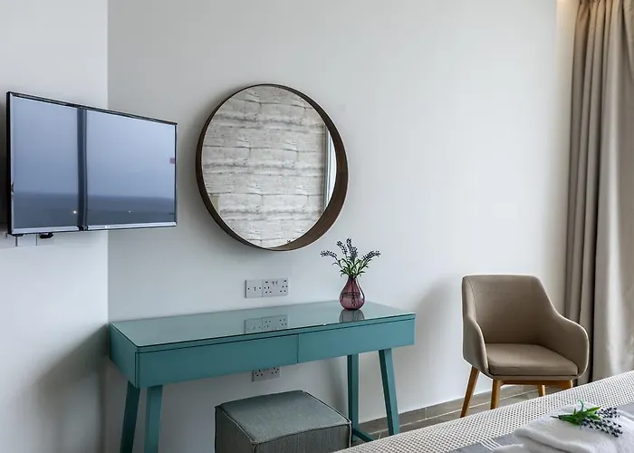 Leonardo Plaza Cypria Maris & (adults Only)