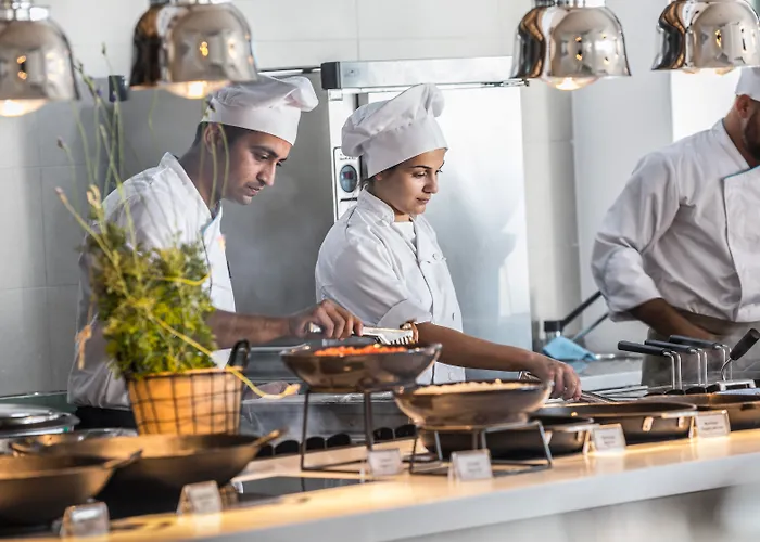 Hotel Leonardo Plaza Cypria Maris & (adults Only) 4*