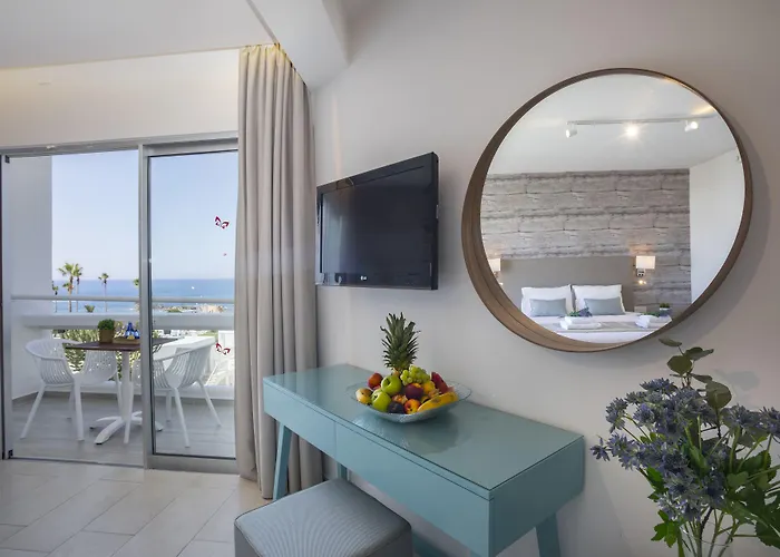 Hotel Leonardo Plaza Cypria Maris & (adults Only)