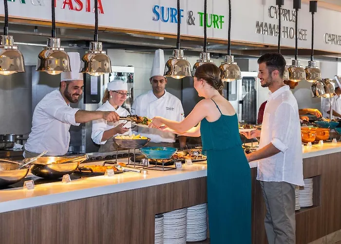 Leonardo Plaza Cypria Maris & (adults Only) Ξενοδοχείο 4*