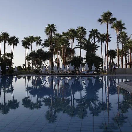 Leonardo Plaza Cypria Maris Hotel&spa Hotel
